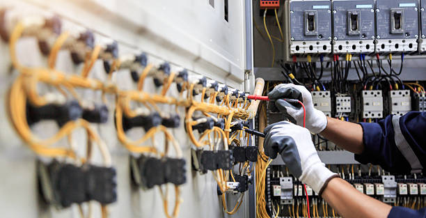 Professional Electrician technician working in Wallis, TX